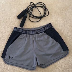 Under Armour Shorts & Skipping Rope